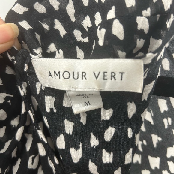 Amour Vert Fantasia Jumpsuit, Size Medium - Picture 7 of 11